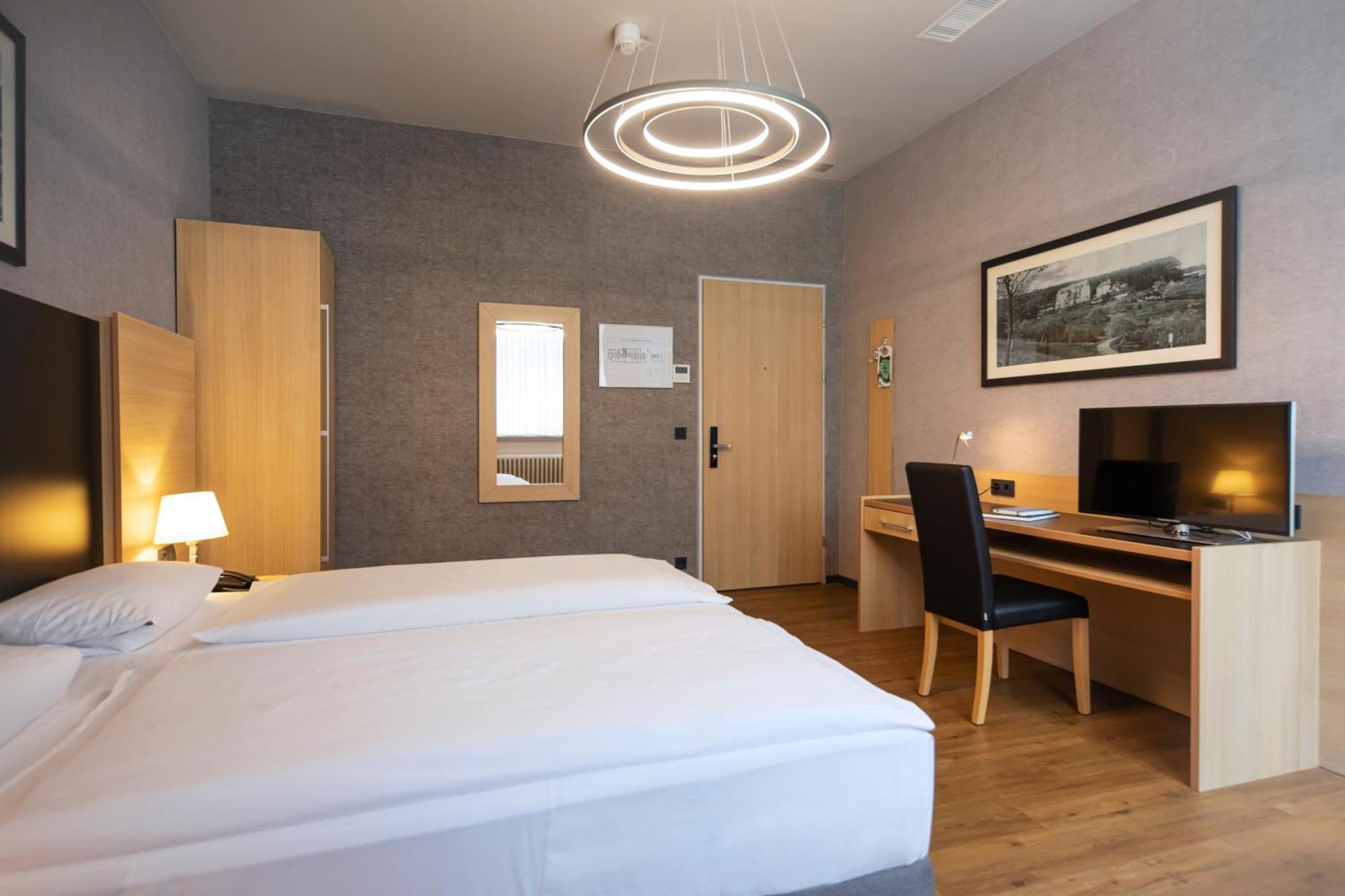 Roomingtons Hotel Franziskushoehe Lohr Bagian luar foto