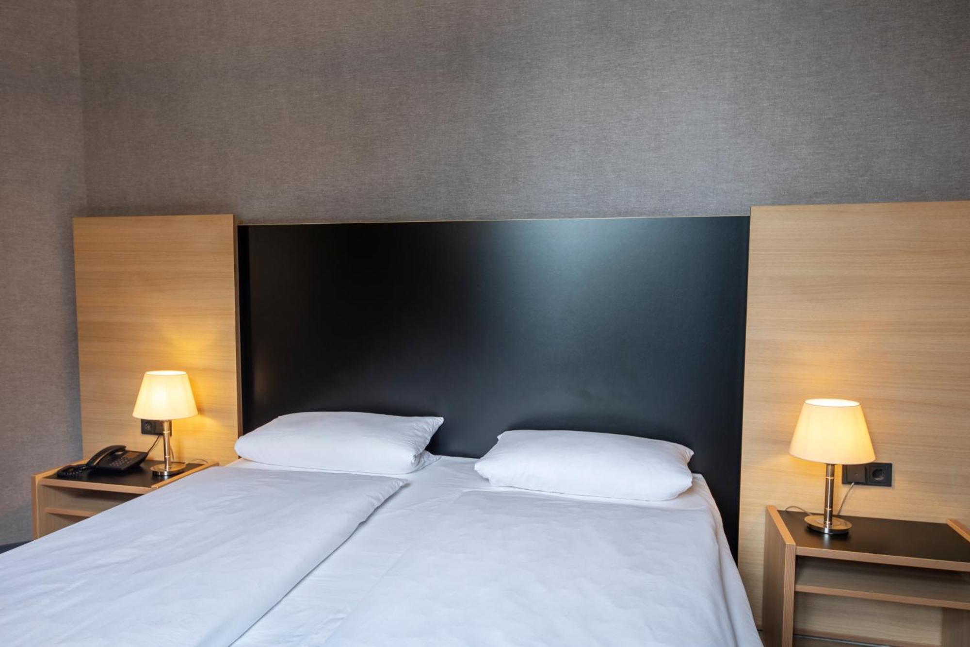 Roomingtons Hotel Franziskushoehe Lohr Bagian luar foto