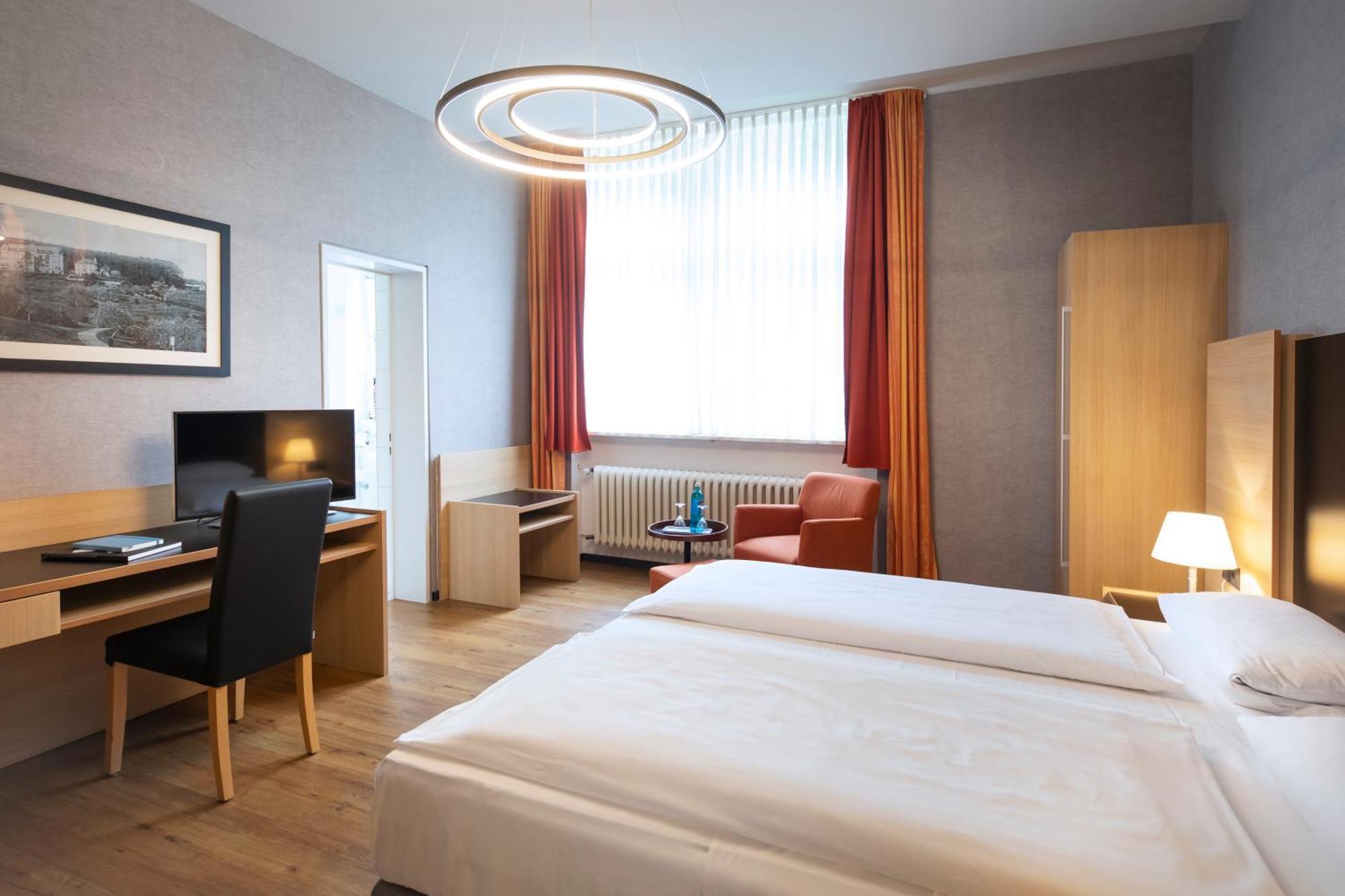 Roomingtons Hotel Franziskushoehe Lohr Bagian luar foto