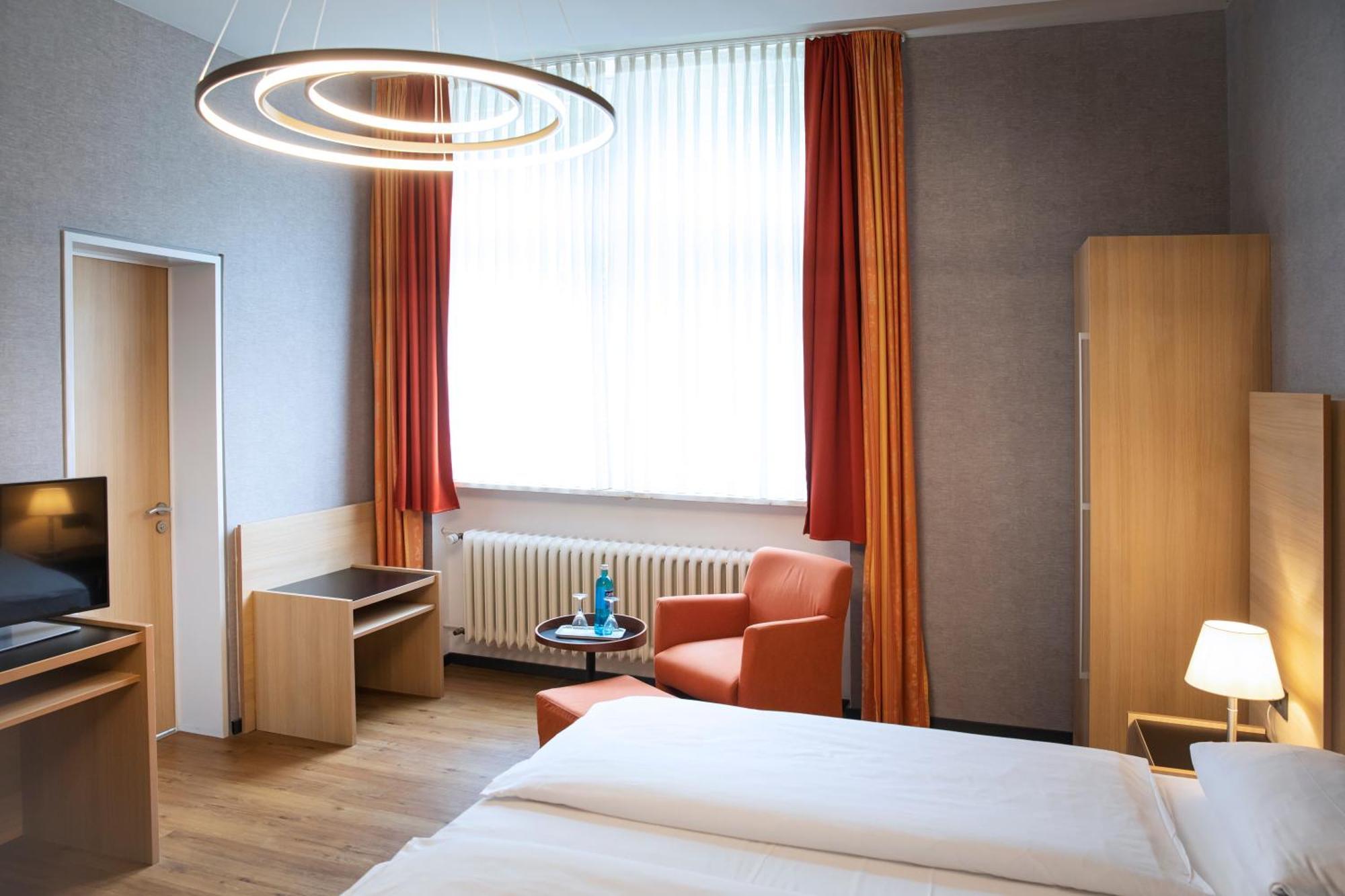 Roomingtons Hotel Franziskushoehe Lohr Bagian luar foto
