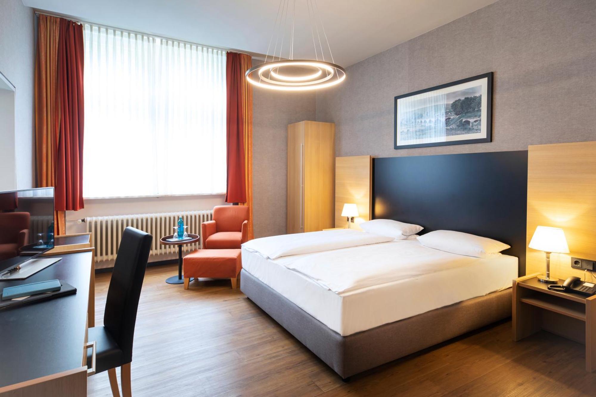 Roomingtons Hotel Franziskushoehe Lohr Bagian luar foto